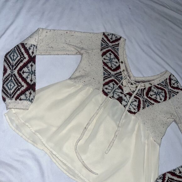 Abercrombie & Fitch S Boho Sweater Blouse W Printed Sleeves Lace Up Small Aztec - Picture 3 of 16